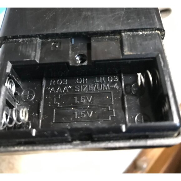 Realistic Remote Model 82 Universal Remote Control Tested - Picture 4 of 5